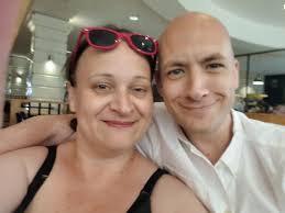 Man who thought he would never walk again fell in love with health coach  who fixed his addiction problems