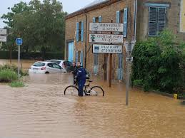 Des inondations à reims le 4 juin 2021 ( youtube.com) submitted 6 minutes ago by video_police. Les Riverains De Sedan Et Des Villages Alentours Consultes Sur La Lutte Contre Les Inondations
