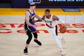 Trail blazers star damian lillard insisted he would continue playing despite dislocating his finger. Portland Trail Blazers Vs Los Angeles Lakers Preview Blazer S Edge