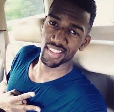 Krepšininkas Calebas Suttonas Lietuvoje sieks muzikanto karjeros:  išgirskite, kaip dainuoja