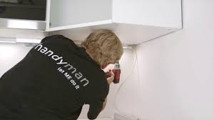 We just purchased the door that ikea had recommended for that cabinet and it worked perfectly. Ikea Metod Kitchen Installation 6 7 Installing The Lighting Ikea Australia Youtube