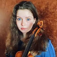 Ace Avery's Instagram, Twitter & Facebook