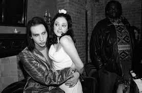 Does rose mcgowan have tattoos? Why Did Marilyn Manson And Rose Mcgowan Break Up And Call Off Their Engagement