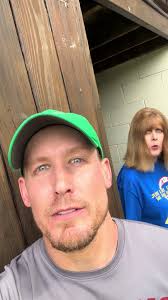 You don’t know the struggle 👀 😝 #filters #storytime #photoshop  #thestruggleisreal #funny #aging #gay #wtf