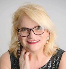 Crystal Howington's Instagram, Twitter & Facebook