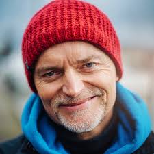 80 plus für Carmen auf 15er Q-Paddler in Fire-Tiger und 21g Cast Jig! Je  wärmer das Wasser, desto kampfstarker die Zander 😊