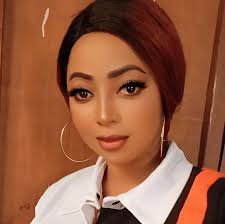 After All the D!rty Drama, Yinka Theisen Publicly Apologizes: 'Please Linc,  Forgive Me