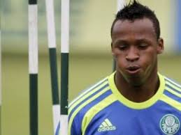 Sem Kleber, Felipão muda o esquema para o jogo contra o Mirassol