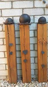 Die säulen aus holz sind beim holzmöbelkontor in massiver, gerissener, urwüchsiger eiche erhältlich. Betonkugeln Betonkugel Selber Machen Betonkugeln Holz Saulen