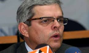 Larrazábal: Venezuela requiere un cambio profundo del modelo económico