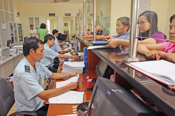 Dịch vụ khai báo thủ tục hải quan tại sân bay quốc tế Tân Sơn Nhất - Chuyển  phát nhanh bằng đường hàng không