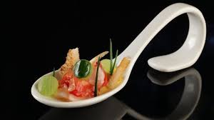 The Taste Carabinero Mit Champagnergurke Mayonnaise Und Croutons Rezept Croutons Mayonnaise Gruss Aus Der Kuche