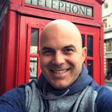 What are some recommended stops along the way to Algonquin Provincial Park  for a family road trip?