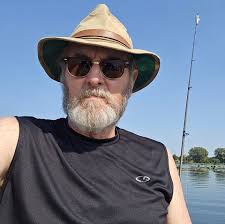 What's causing a 1983 Chevy El Camino with a 229 V6 engine to not start,  given the distributor issues?