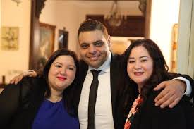 تزوج في 2017 من الفنانة السورية كندة علوش، وأقاما حفل زفاف في أسوان، حيث تم تصوير مسلسل جراند أوتيل، وأنجب منها طفلة واحدة اسمها حياة. Ø¨Ø§Ù„ØµÙˆØ± Ù†ÙˆØ± Ø§Ù„Ø´Ø±ÙŠÙ ÙŠØ­ØªÙÙ„ Ø¨Ø®Ø·ÙˆØ¨Ø© Ø§Ø¨Ù†ØªÙ‡ Ø³Ø§Ø±Ø©