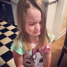 Felt like I was being watched while my mom and I enjoyed a Mother's Day  breakfast of blueberry waffles with dark maple syrup and bacon 😂. I  haven't seen my mom in