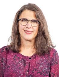 Rachel Fleming's Instagram, Twitter & Facebook