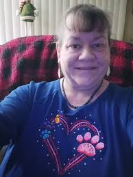 Dog Mom T-shirt and Remembering a Late Pet