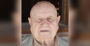 Everett Hull Obituary