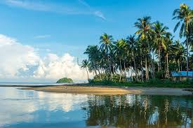 Berikut ini adalah daftar gambar pemandangan alam terindah di indonesia yang akan membuat anda terpesona dan pastinya sangat kami rekomendasikan sebagai daftar tujuan wisata anda selanjutnya. Halaman Download 29 Pemandangan Pantai Asli Malin Kundang Asli Di Pantai Air