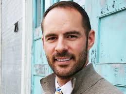 Glenn Hadley's Instagram, Twitter & Facebook