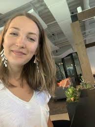 Amber Flynn, Encinitas, CA 92024, US