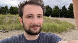 Hi everyone looking for help/advice, me and a friend are both relocating to  Vancouver, I am already here in Vancouver and he arrives July 8th, we are  looking for somewhere to rent