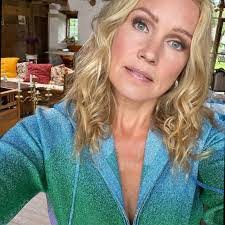 Sonja Crittenden's Instagram, Twitter & Facebook