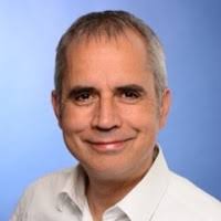 200+ perfiles de «Amacker»