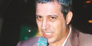 Record and instantly share video messages from your browser. O 8emhs Adamantidhs E3omologeitai Me Th Gynaika Moy Eimaste Se Diastash Apo To 1998