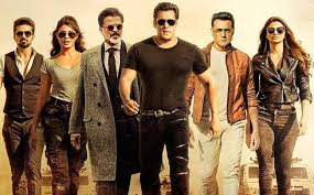 Degradarea umană, disperarea care atinge cele mai înalte cote, măsurile extreme, dar şi devotamentul faţă de patrie sunt doar câteva dintre aspectele surprinse în peliculele ce au exploatat cele mai atroce conflicte ale lumii. Top 20 Filme Indiene In Top La Bollywood Yve Ro