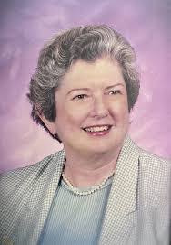 Caroline Dees's Instagram, Twitter & Facebook