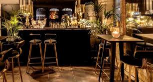 La Table Du Vatican A Carcassonne Grand Carcassonne En 2020 Carcassonne Restaurants Table