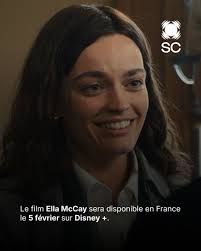 Flashback ⚡ Aaron Paul en compagnie de sa fille, adorable et déjà prête  pour le "lab", au Comic-Con de San Diego en 2018 💕