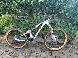 The chassis with tractionlink system smoothes even rough trails. Cross Country Fully Bike Kaufen Auf Ricardo