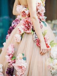 Wedding guest attire guidelines can be tricky, but we'll decode the dress codes for what to wear although sometimes a white dinner jacket or suit in a fun color can work too! White Floral Print To Wedding Off 63 Www Usushimd Com