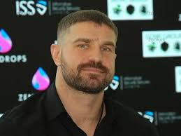 Sängerin Andrea Berg in der TV Show "DAS GLÜCKWUNSCHFEST–SILBEREISEN  GRATULIERT" 20.2.16 in Riesa Acheter des images