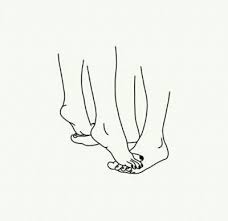 Anime couples outline drawings sketch coloring page. Imagem De Love Couple And Feet Minimalist Drawing Outline Art Line Art Drawings