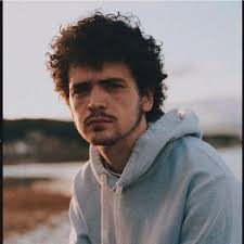 Alexander Smail a Production Manager in Edinburgh working at Fest