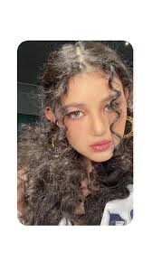 Daniel New Jeans Super Shy