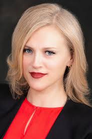 Laura Dewitt's Instagram, Twitter & Facebook