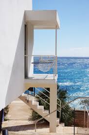 Villa E 1027 Roquebrune Cap Martin France Eileen Gray And Charles Edouard Jeanneret Gris Le Cor Eileen Gray Interior Architecture Design World Of Interiors