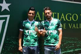 This year's shirt has a white polo collar that leads to a white triangular shape on the front neck area. Santiago Wanderers 2017 Macron Home Kit 17 18 Kits Football Shirt Blog