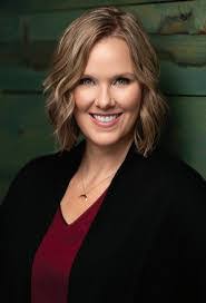 Amber Millan's Instagram, Twitter & Facebook