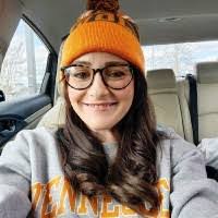 Leslie Eidson's Instagram, Twitter & Facebook