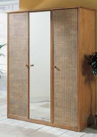 Armoire Dressing 3 Portes En Rotin Brin D Ouest Armoire Dressing Idee Amenagement Salon Mobilier Minimaliste