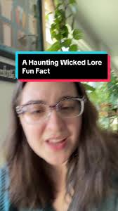 Exploring Elphaba's Role in Wicked and Wizard of Oz