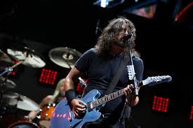 Последние твиты от foo fighters (@foofighters). Foo Fighters Stand Up For The Power Of Rock Again On Concrete And Gold The New York Times