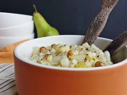 Salade D Endives Aux Poires Noisettes Et Comte Recette Recette Salade Cuisine Recettes De Cuisine