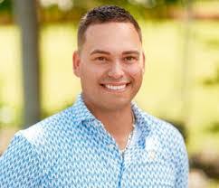 Edgar Quinones's Instagram, Twitter & Facebook